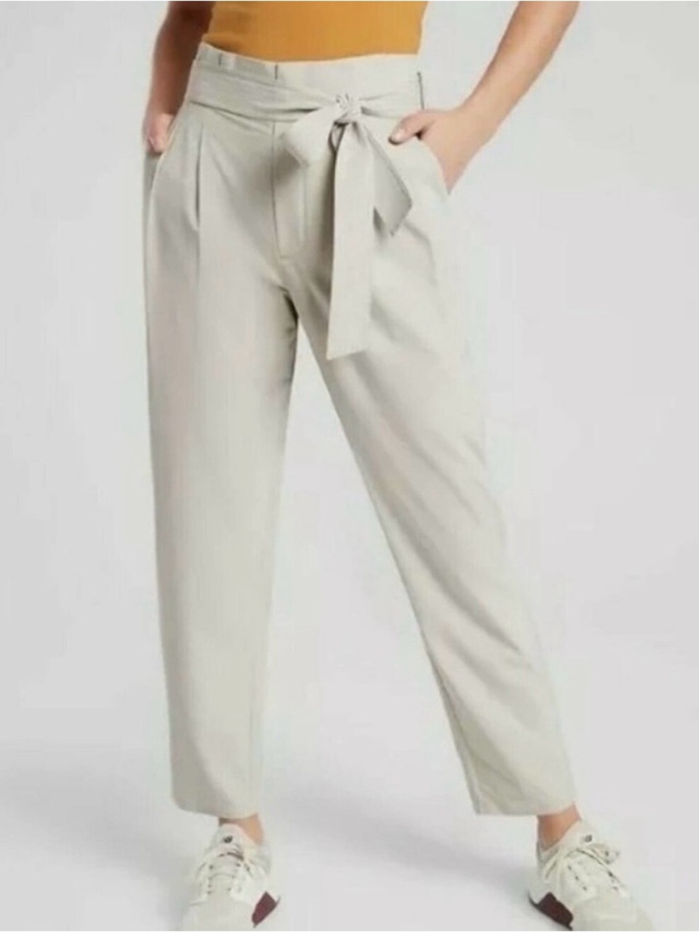 Athleta Skyline Pant ll High Rise Paper Bag Waist Ankle Trouser Size 4
